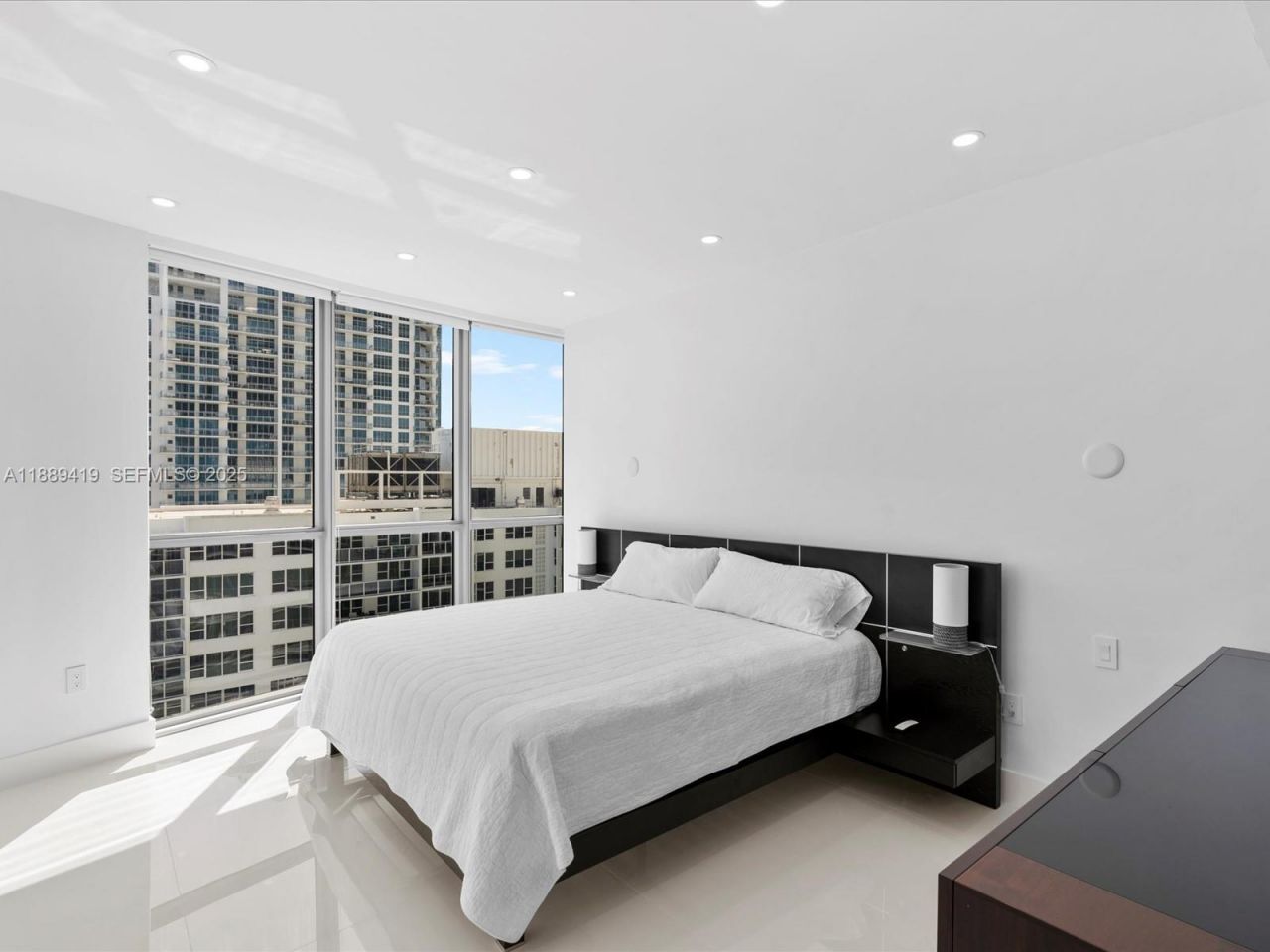 3101 S Ocean Dr, Unit 1608, Hollywood, FL 33019 Photo