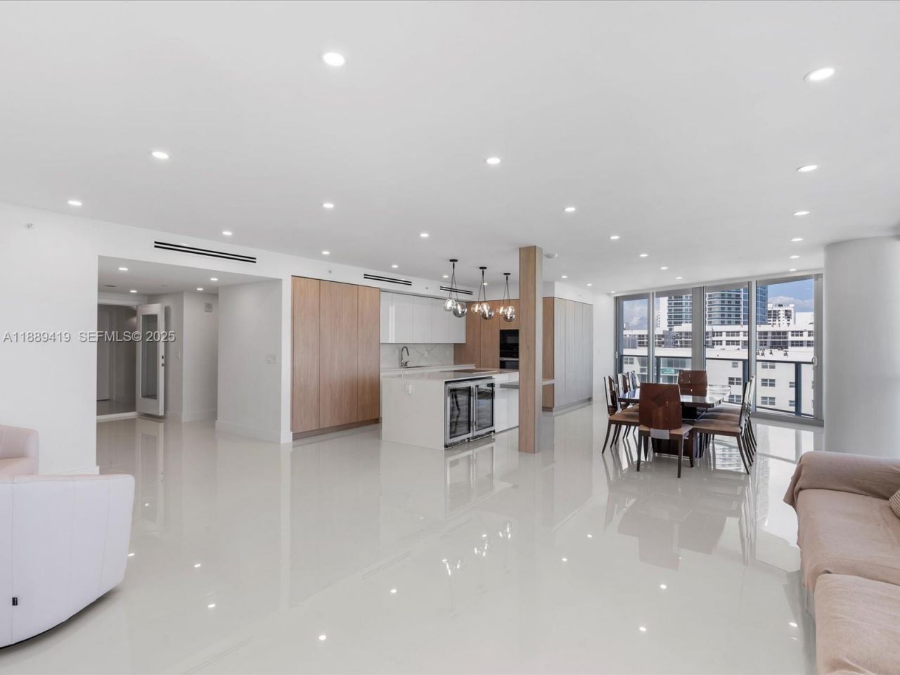 3101 S Ocean Dr, Unit 1608, Hollywood, FL 33019 Photo