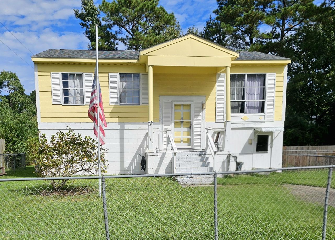 417 Robin Drive Photo 1