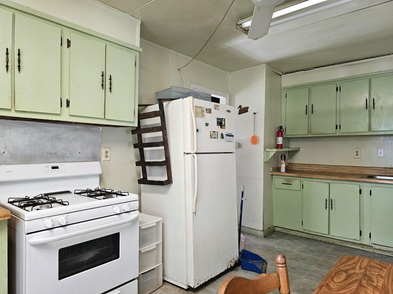 417 Robin Drive Photo 16
