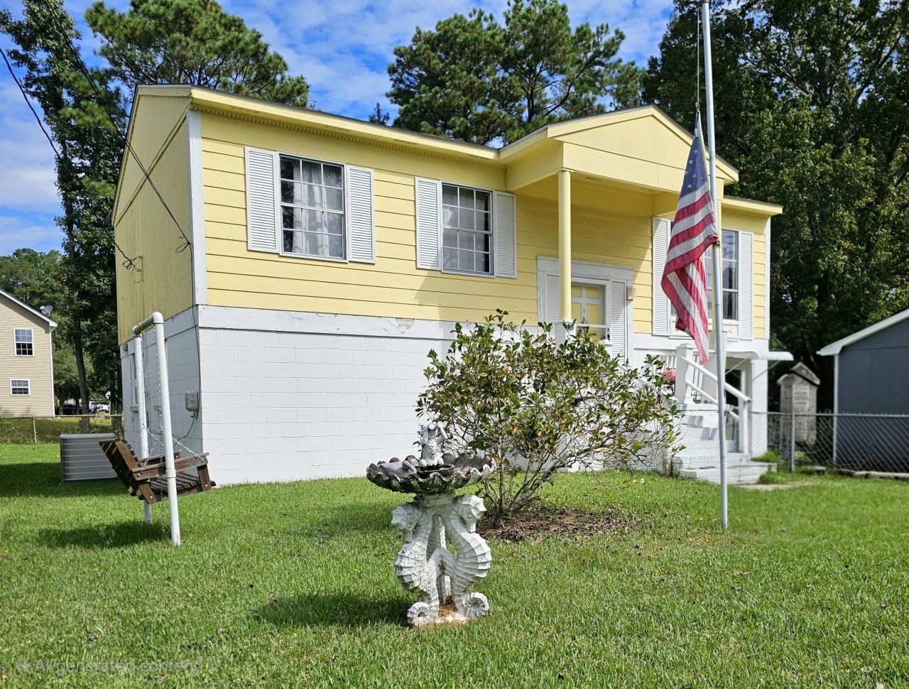 417 Robin Drive Photo 2