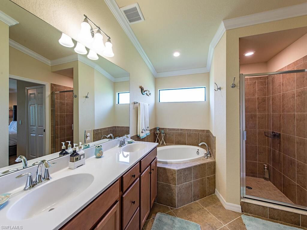 9533 Avellino Way, Unit 2921, Naples, FL 34113 Photo