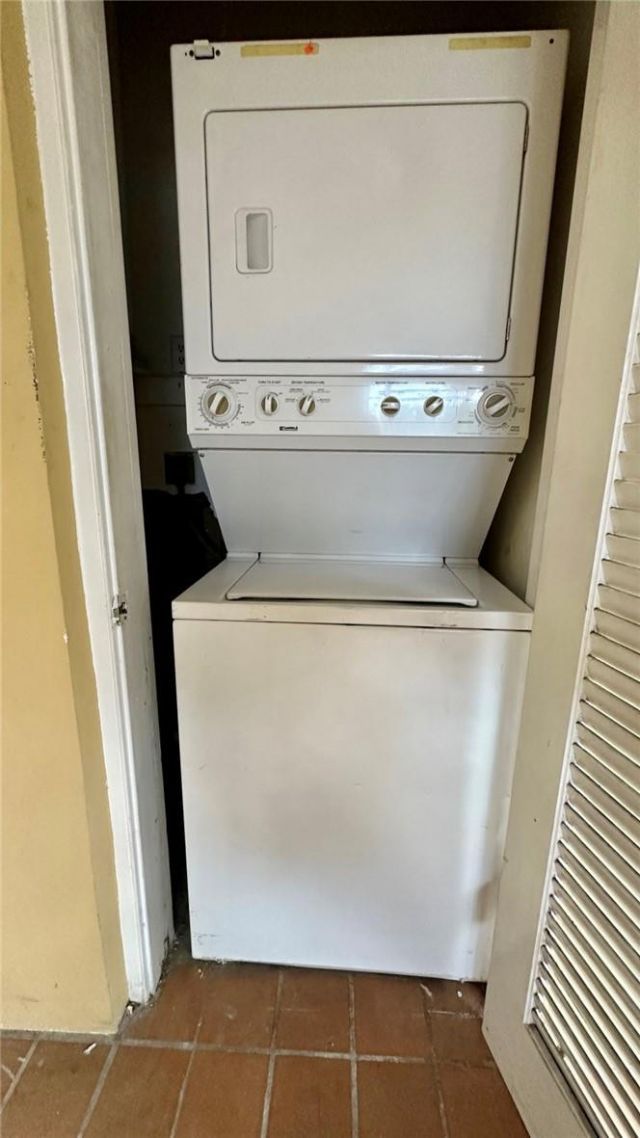 1911 NE 28th Court, Unit 2B, Lighthouse Point, FL 33064 Photo