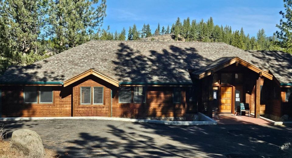 954 Cloud Painter, Clio, CA 96106 Photo