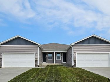 7707 N 170 Street, Bennington, NE 68007