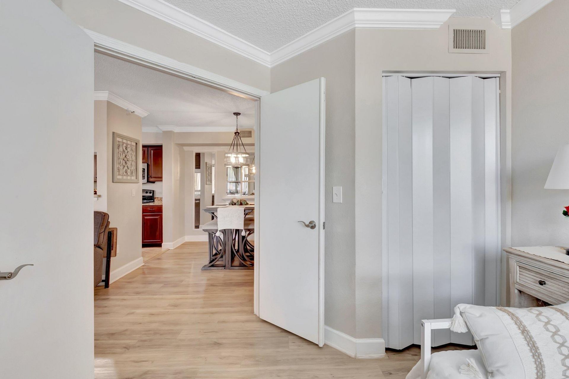 103 Yacht Club Way, Unit 206, Hypoluxo, FL 33462 Photo