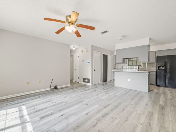 102 Grimes Avenue, Crestview, FL 32536