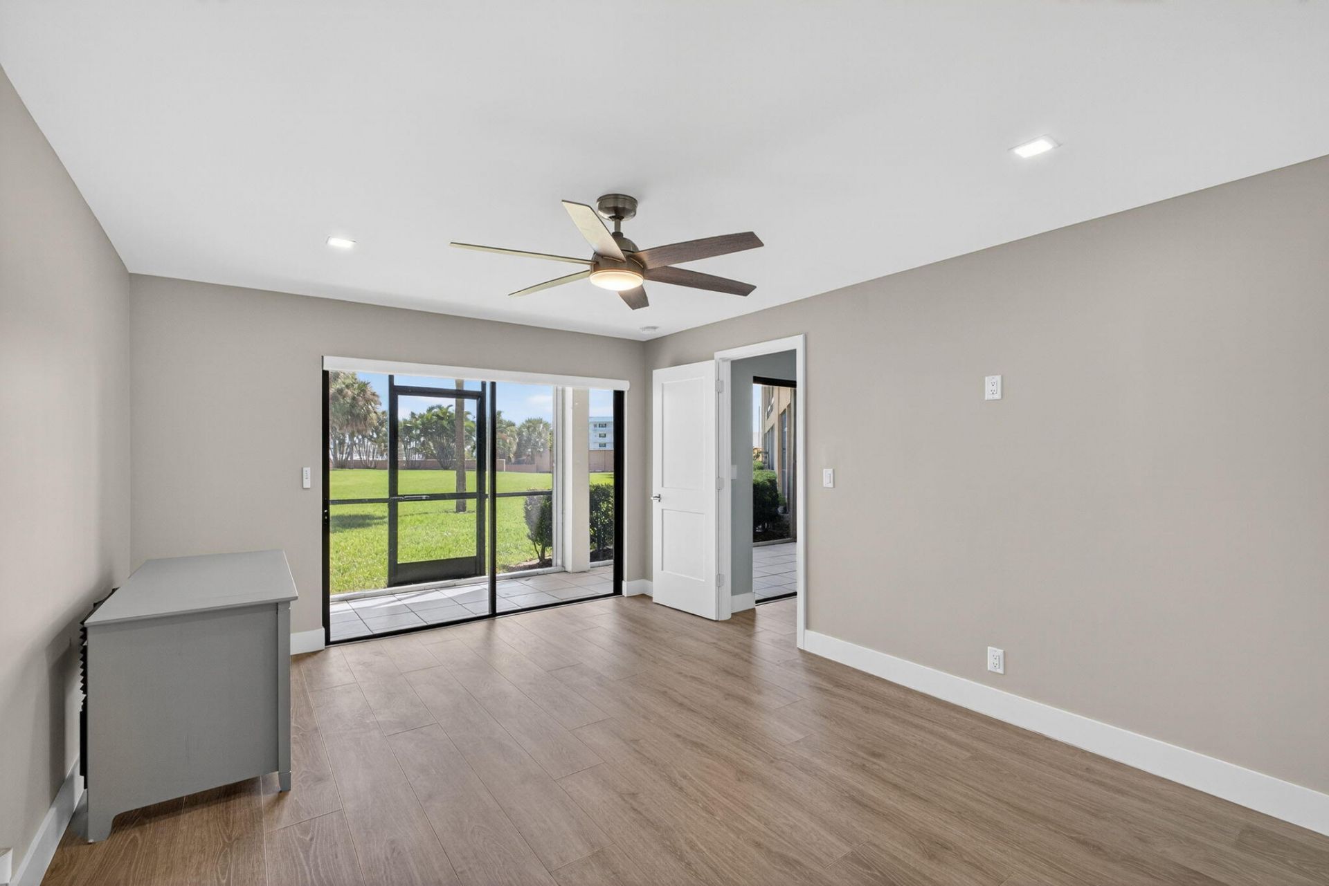 1030 Us Highway 1 Highway, Unit 105, North Palm Beach, FL 33408 Photo