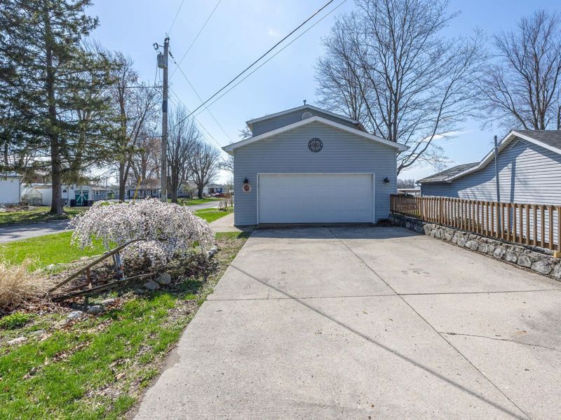 11229 Elm Street, Lakeview, OH 43331 Photo 11