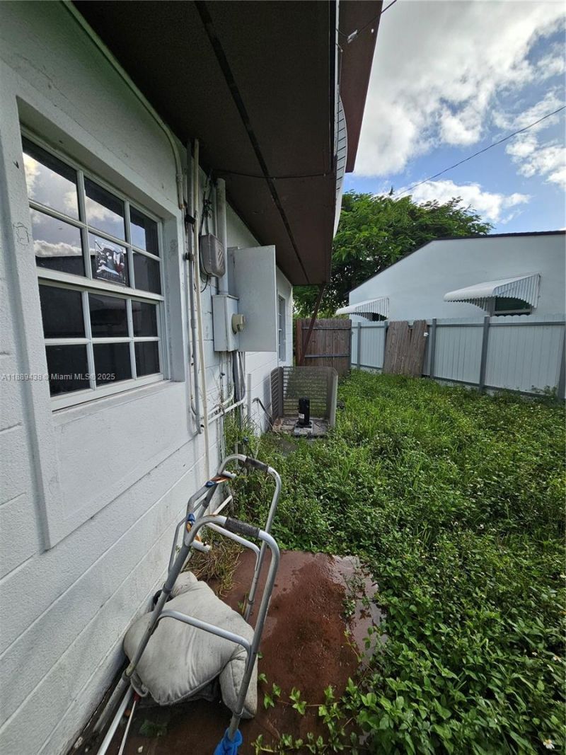 11500 N Miami Ave, Miami, FL 33168 Photo