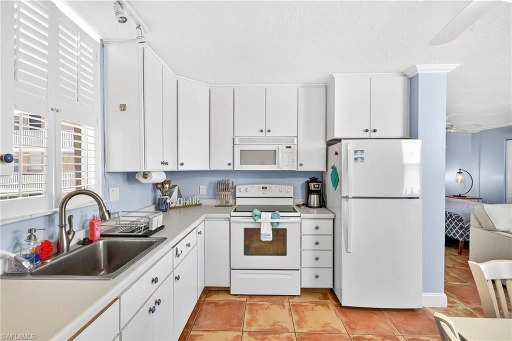 5700 Bonita Beach Rd Sw, Unit 301, Bonita Springs, FL 34134 Photo