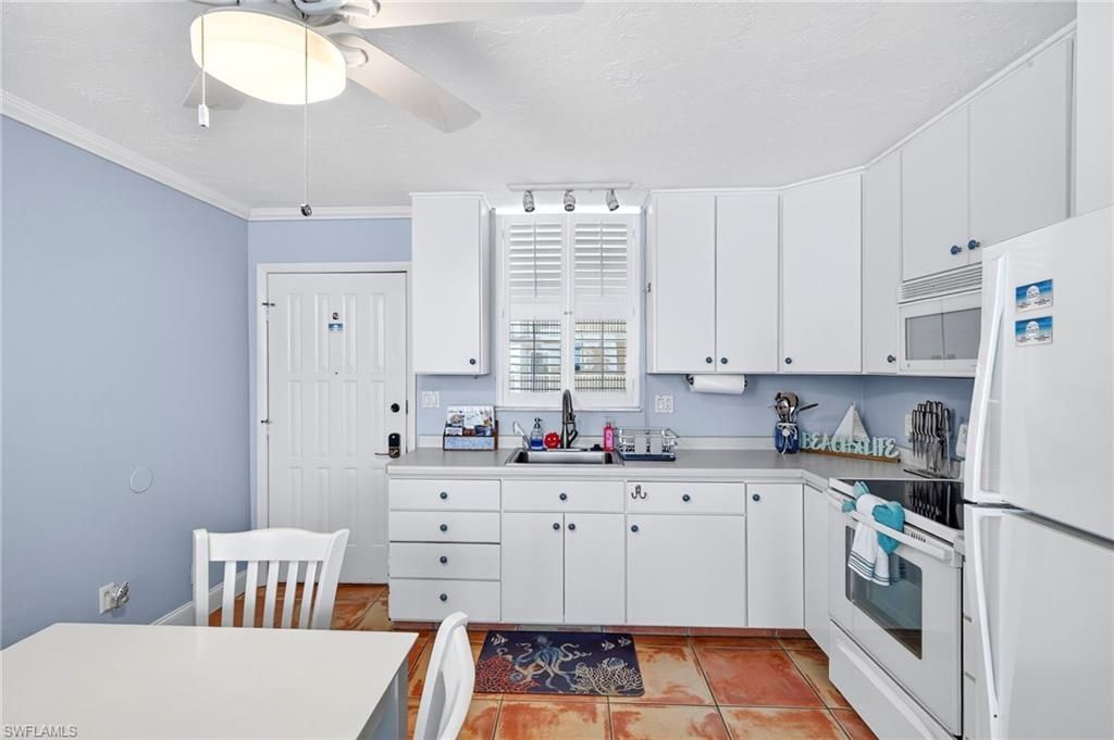 5700 Bonita Beach Rd Sw, Unit 301, Bonita Springs, FL 34134 Photo