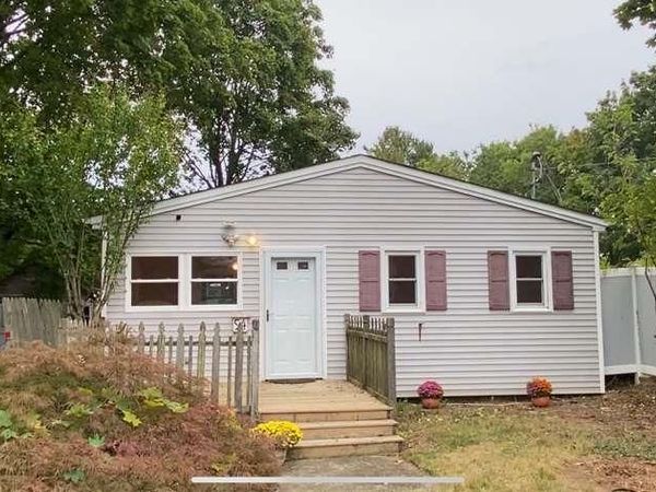 54 Oakland Avenue, Port Jefferson Station, NY 11776