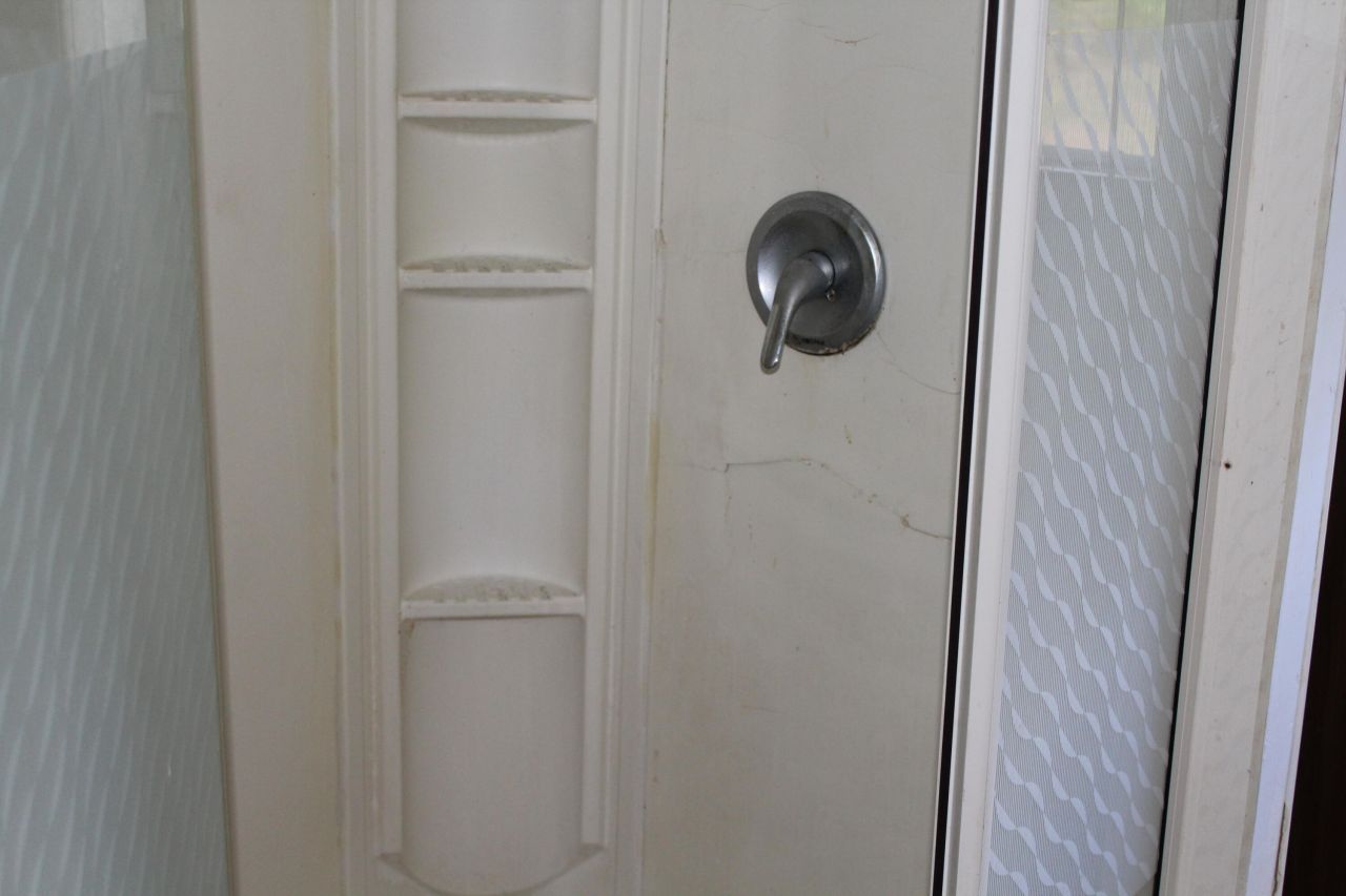 338 Browning Road Photo 24