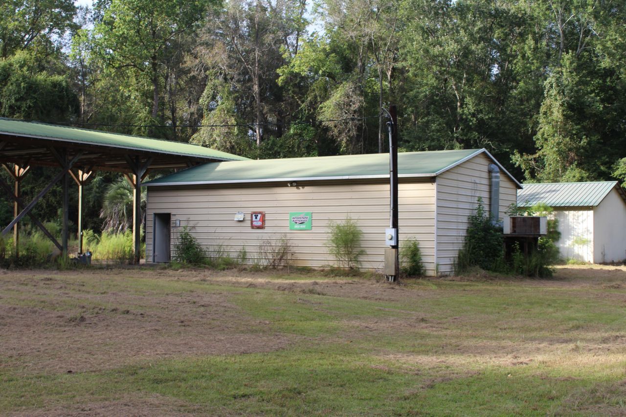 338 Browning Road Photo 7