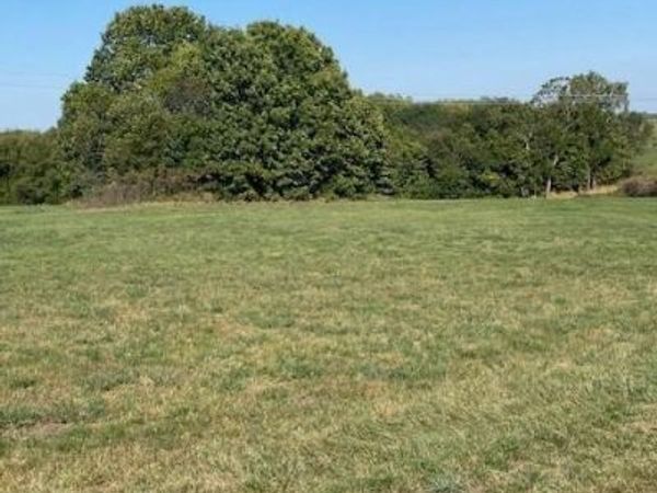 00000 Bauserman Road, Easton, KS 66020