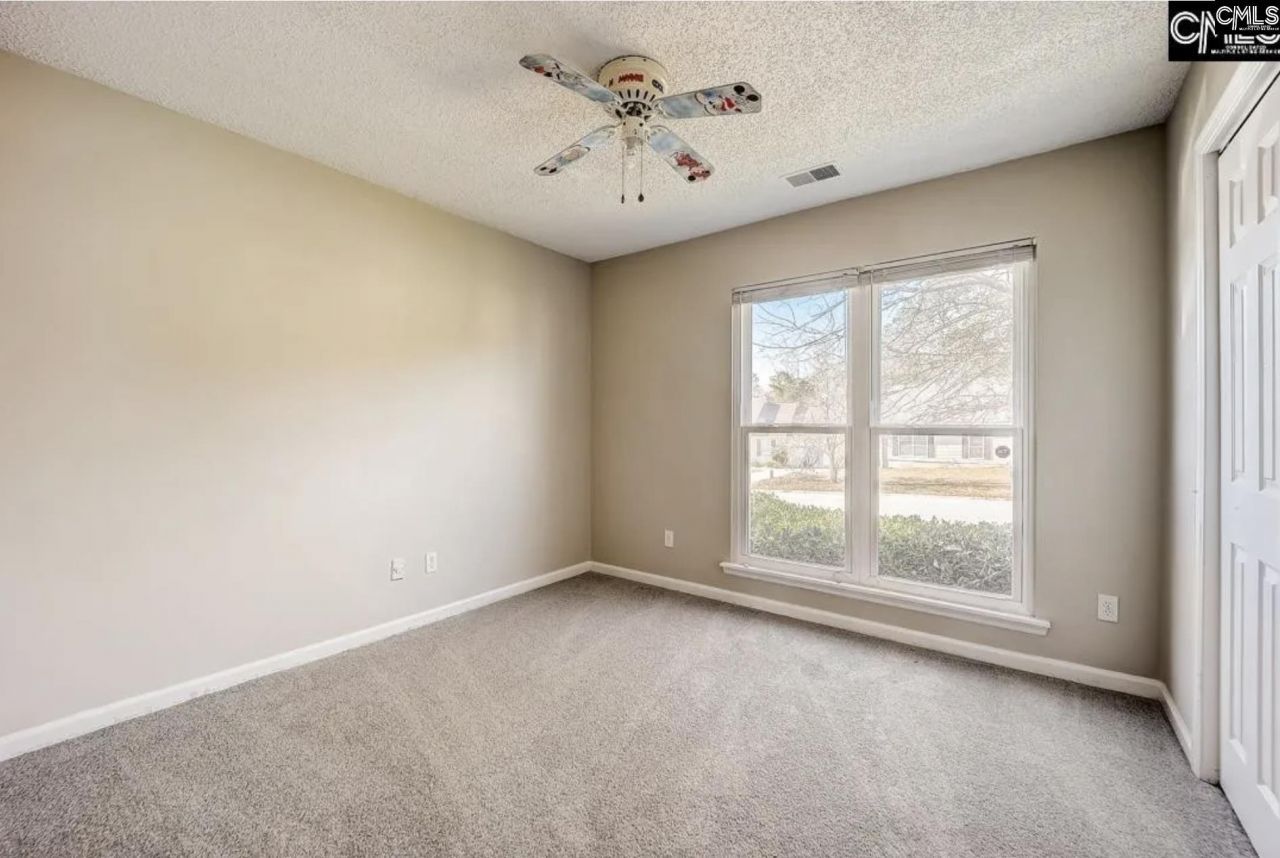 118 Green Rose Road Photo 6