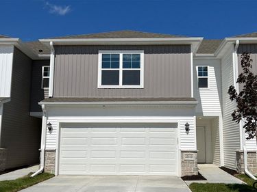 20575 Margo Street, Gretna, NE 68028