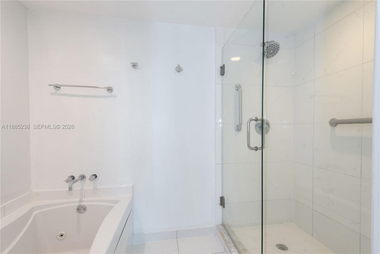55 SE 6th St, Unit 3403, Miami, FL 33131 Photo