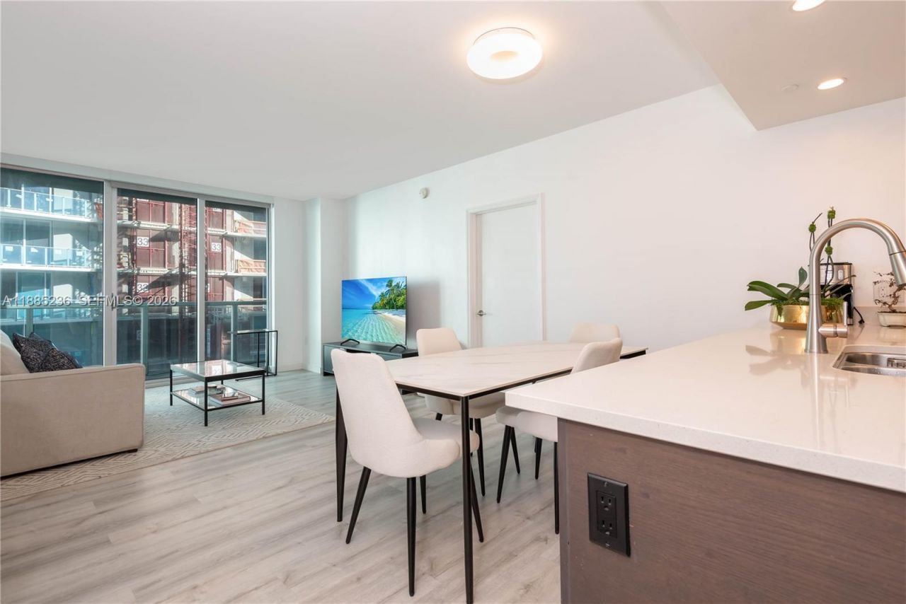 55 SE 6th St, Unit 3403, Miami, FL 33131 Photo