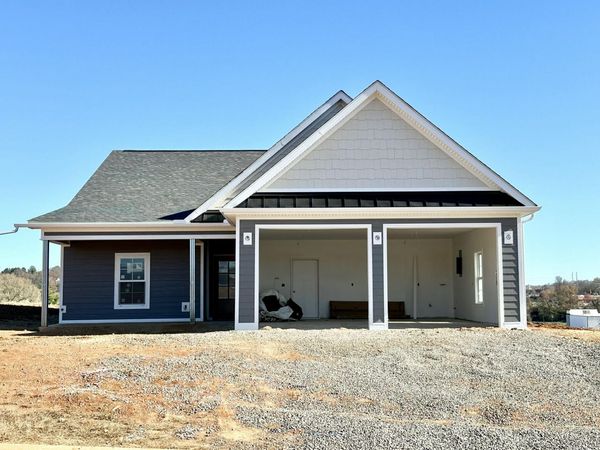 2444 Sandstone Drive, Morristown, TN 37814