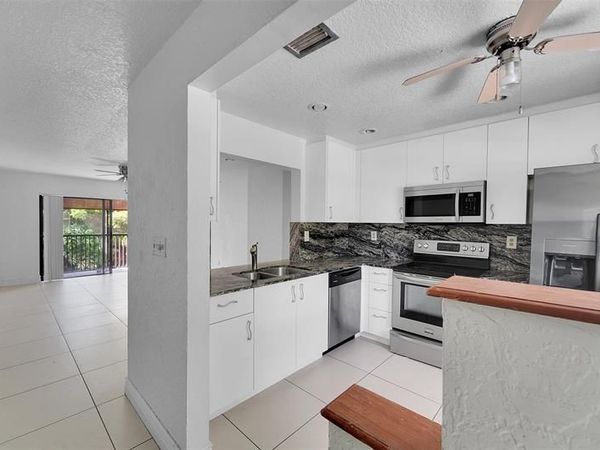 9182 NW 40th St, Unit 9182, Coral Springs, FL 33065