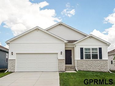 8914 N 167th Street, Bennington, NE 68007