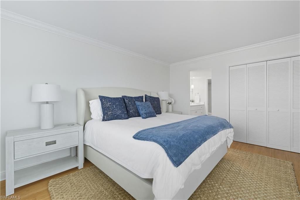 3443 Gulf Shore Blvd N, Unit 711, Naples, FL 34103 Photo