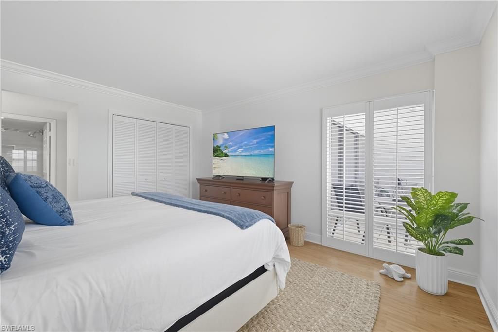 3443 Gulf Shore Blvd N, Unit 711, Naples, FL 34103 Photo