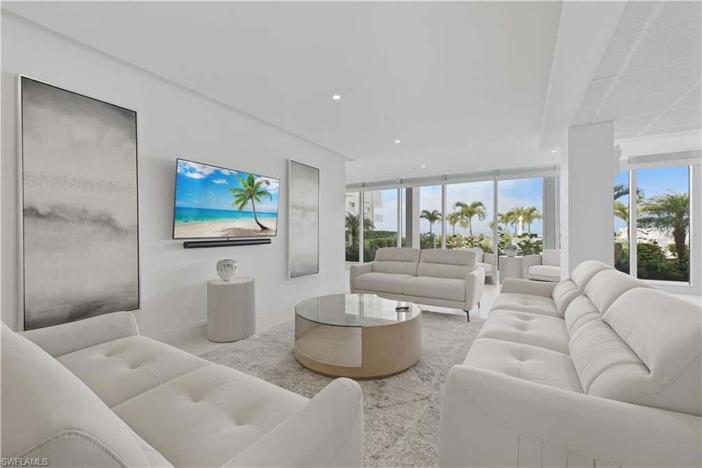 3443 Gulf Shore Blvd N, Unit 711, Naples, FL 34103 Photo