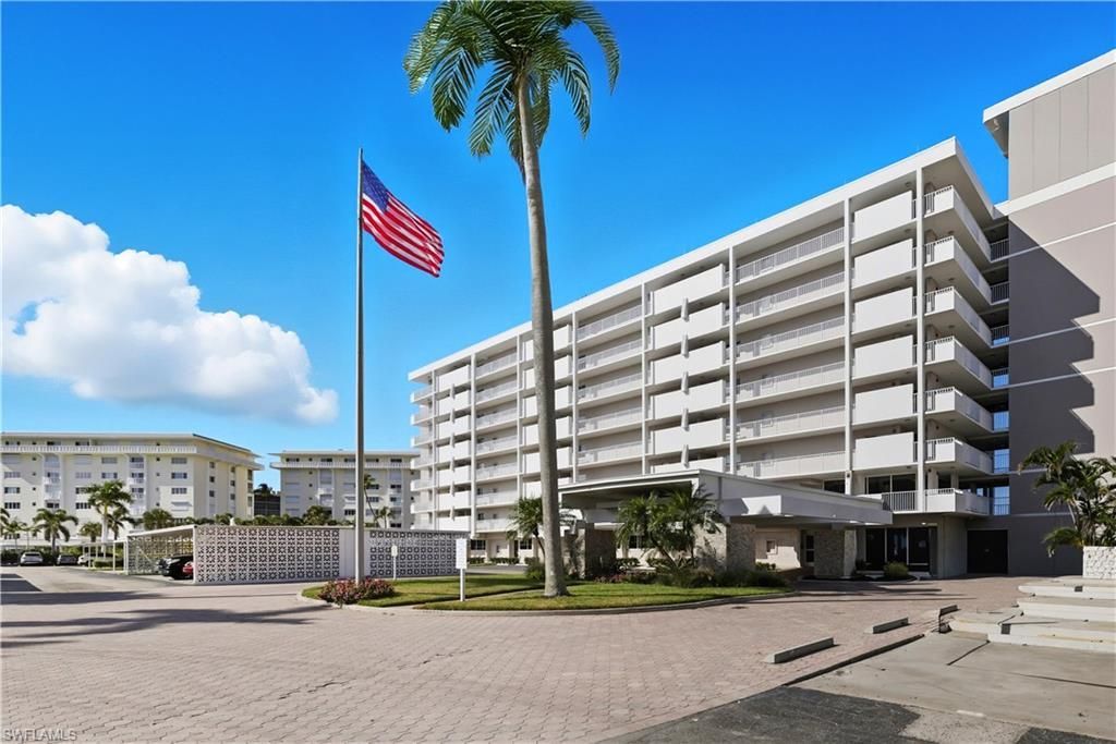 3443 Gulf Shore Blvd N, Unit 711, Naples, FL 34103 Photo