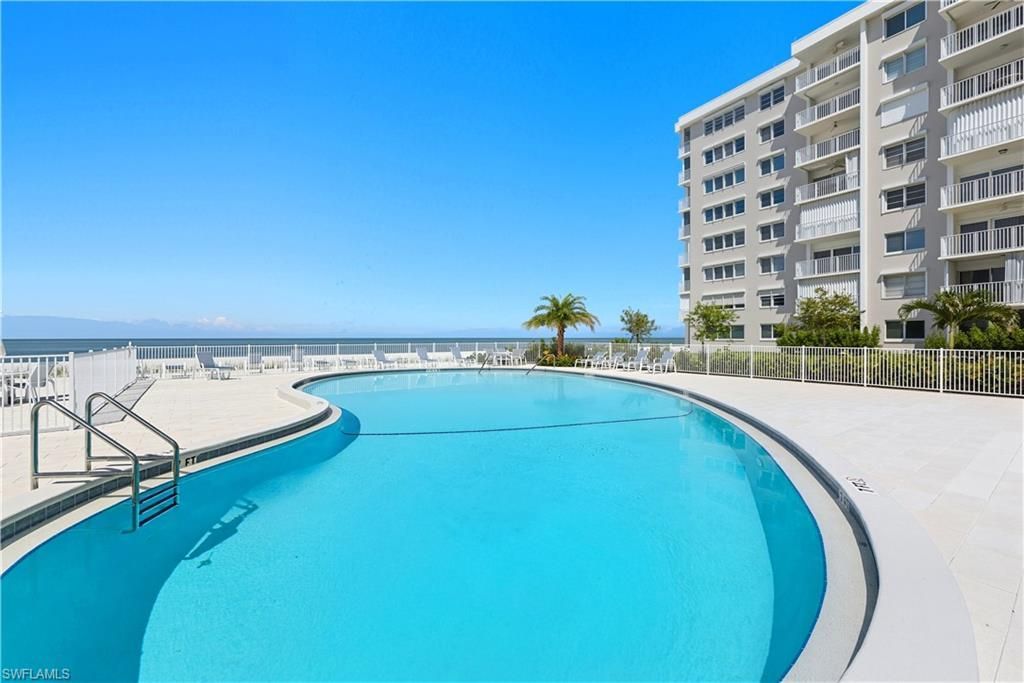 3443 Gulf Shore Blvd N, Unit 711, Naples, FL 34103 Photo