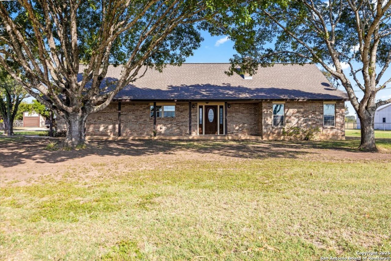 2108 Fm 471, Castroville, TX 78009 Main Photo