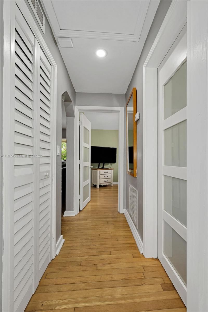 824 NE 17th Ct, Fort Lauderdale, FL 33305 Photo