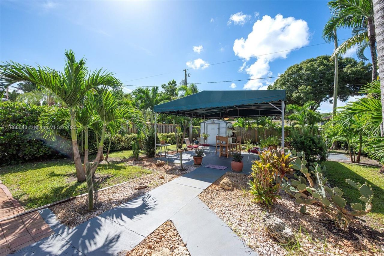 824 NE 17th Ct, Fort Lauderdale, FL 33305 Photo