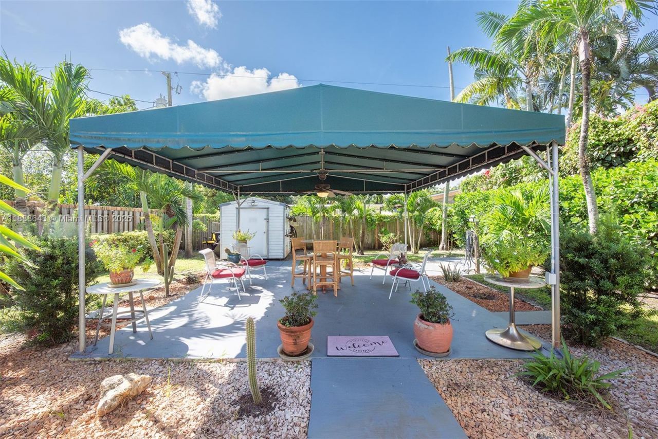 824 NE 17th Ct, Fort Lauderdale, FL 33305 Photo