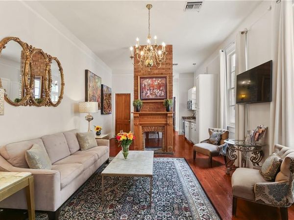 1911 ROYAL Street, New Orleans, LA 70116