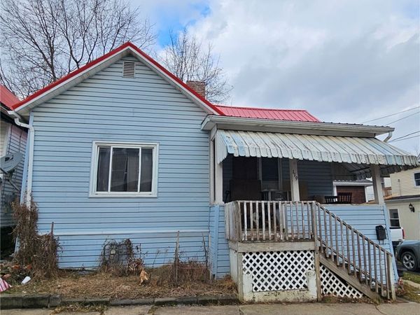 119 W Elm, Waynesburg, PA 15370