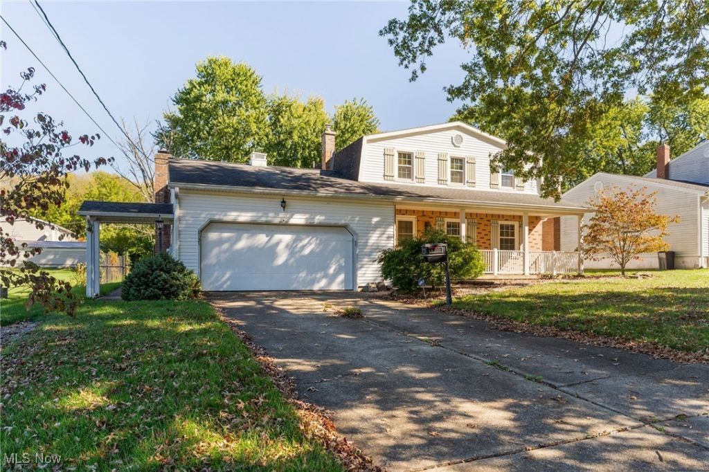 6137 Acatello Place, Poland, OH 44514 Main Photo