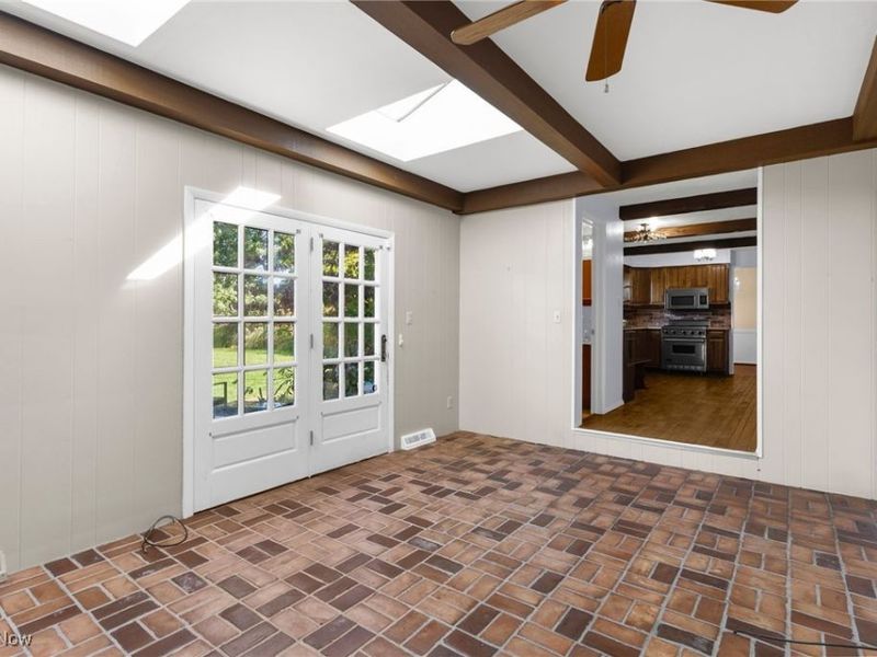 6137 Acatello Place, Poland, OH 44514 Photo 10