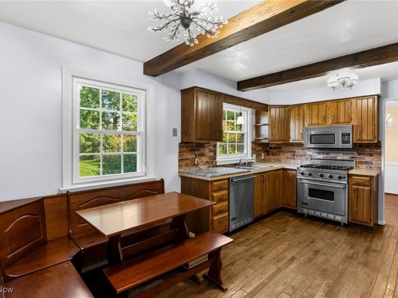 6137 Acatello Place, Poland, OH 44514 Photo 12