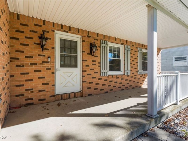 6137 Acatello Place, Poland, OH 44514 Photo 4