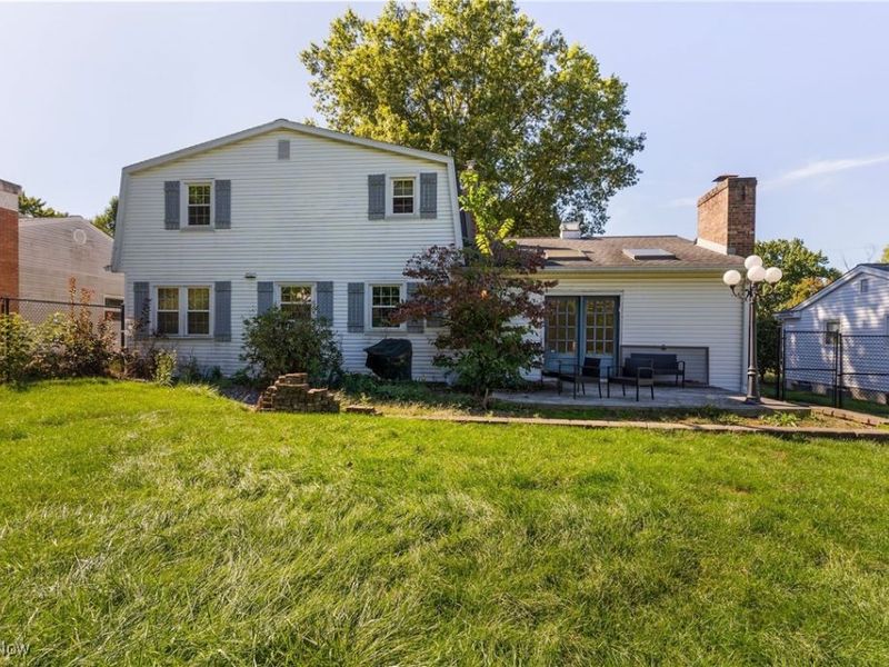 6137 Acatello Place, Poland, OH 44514 Photo 8