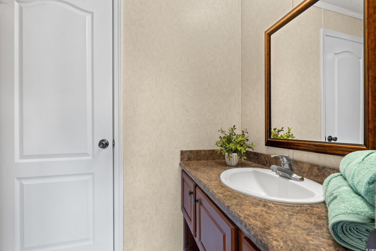 4385 Erie Dr. Photo 15