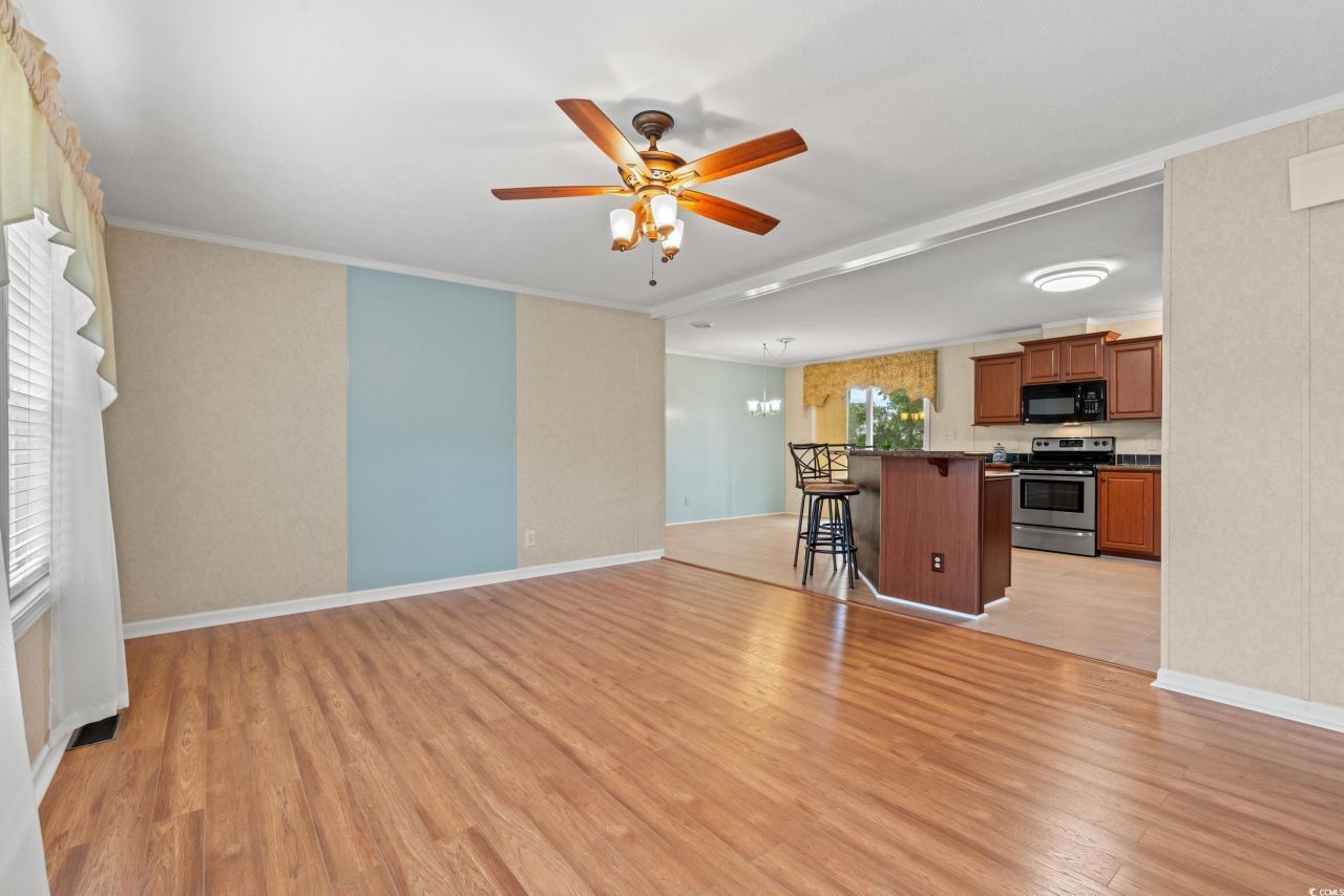 4385 Erie Dr. Photo 5