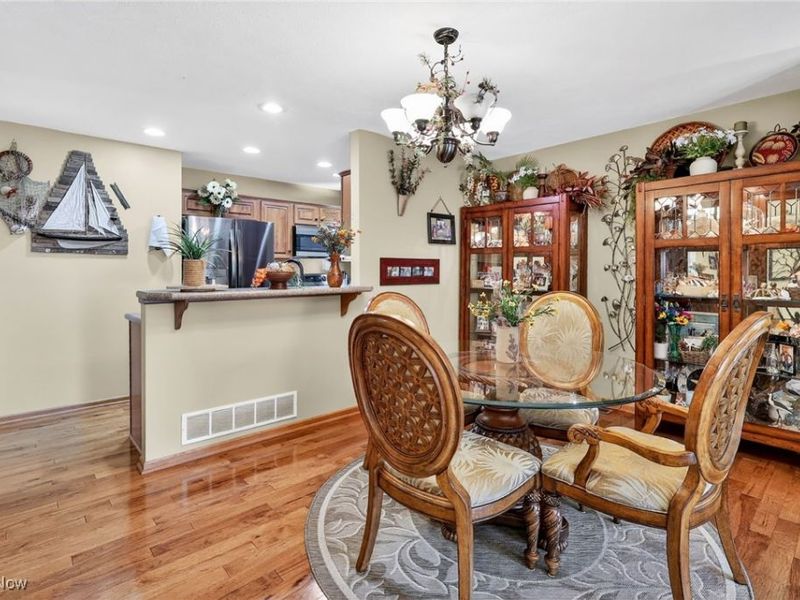 2457 Barrington Way, Unit 325, Wooster, OH 44691 Photo 10