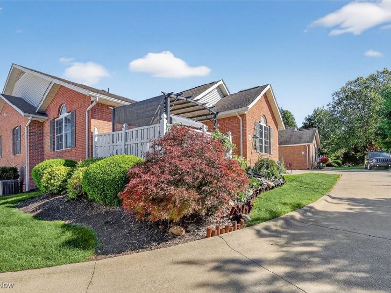 2457 Barrington Way, Unit 325, Wooster, OH 44691 Photo 2