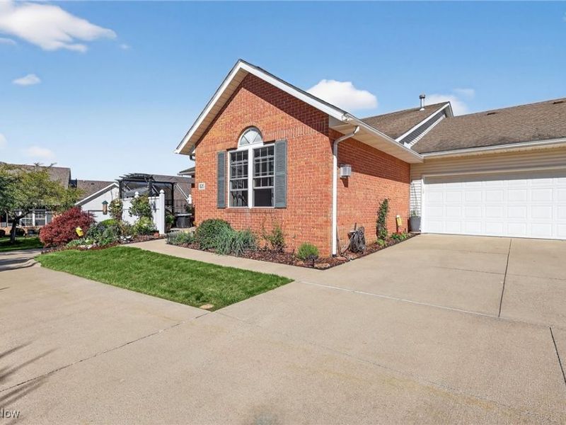 2457 Barrington Way, Unit 325, Wooster, OH 44691 Photo 3