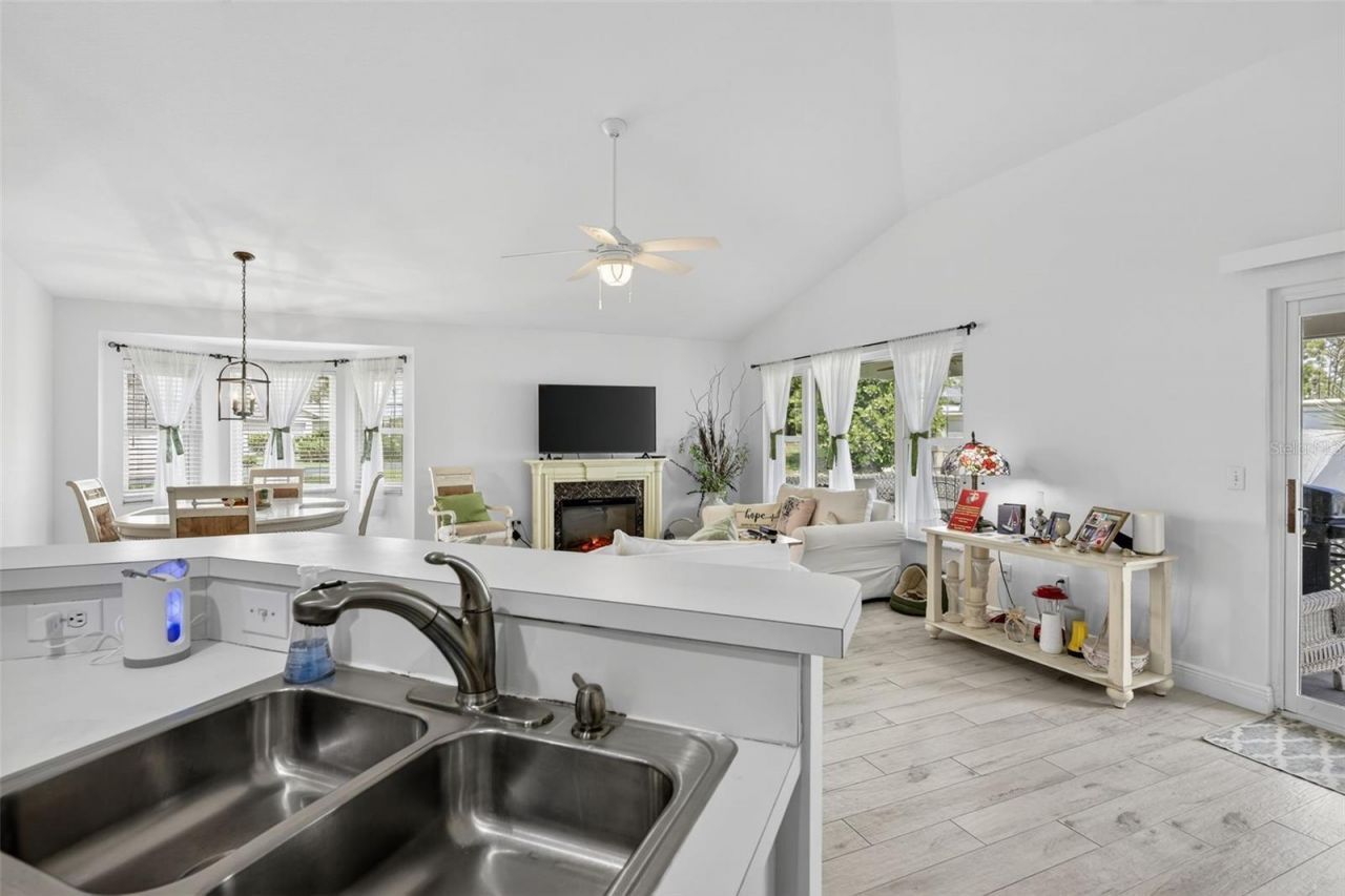 2070 King Tarpon Drive, Punta Gorda, FL 33955 Photo