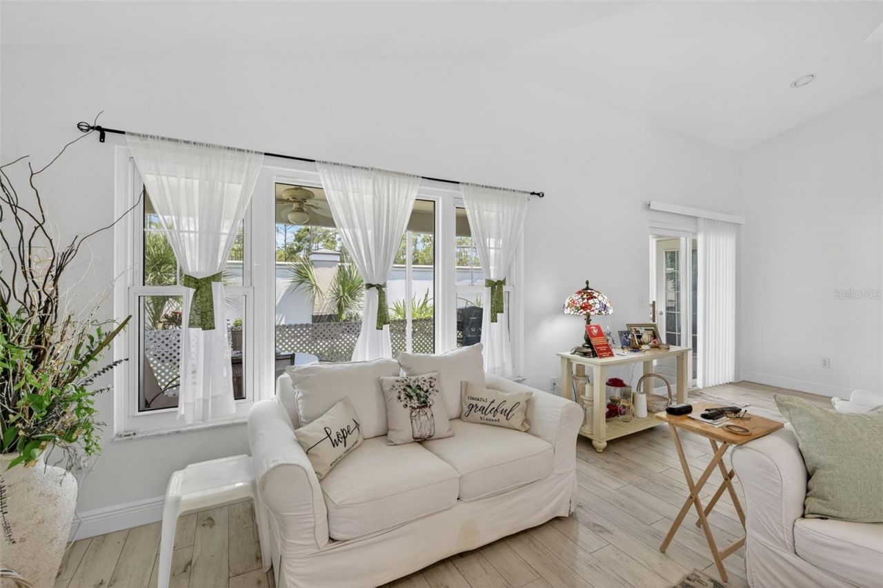 2070 King Tarpon Drive, Punta Gorda, FL 33955 Photo